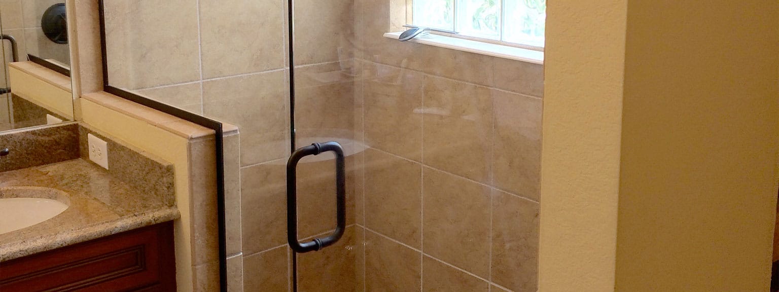 sarasota-glass-semi-frameless-shower